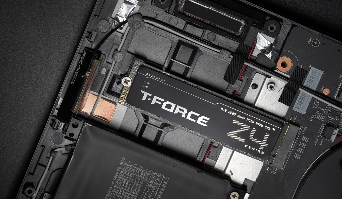 Team Group T-Force Z44A7Q M.2 2280 2TB PCIe Gen 4.0x4 PCBA W